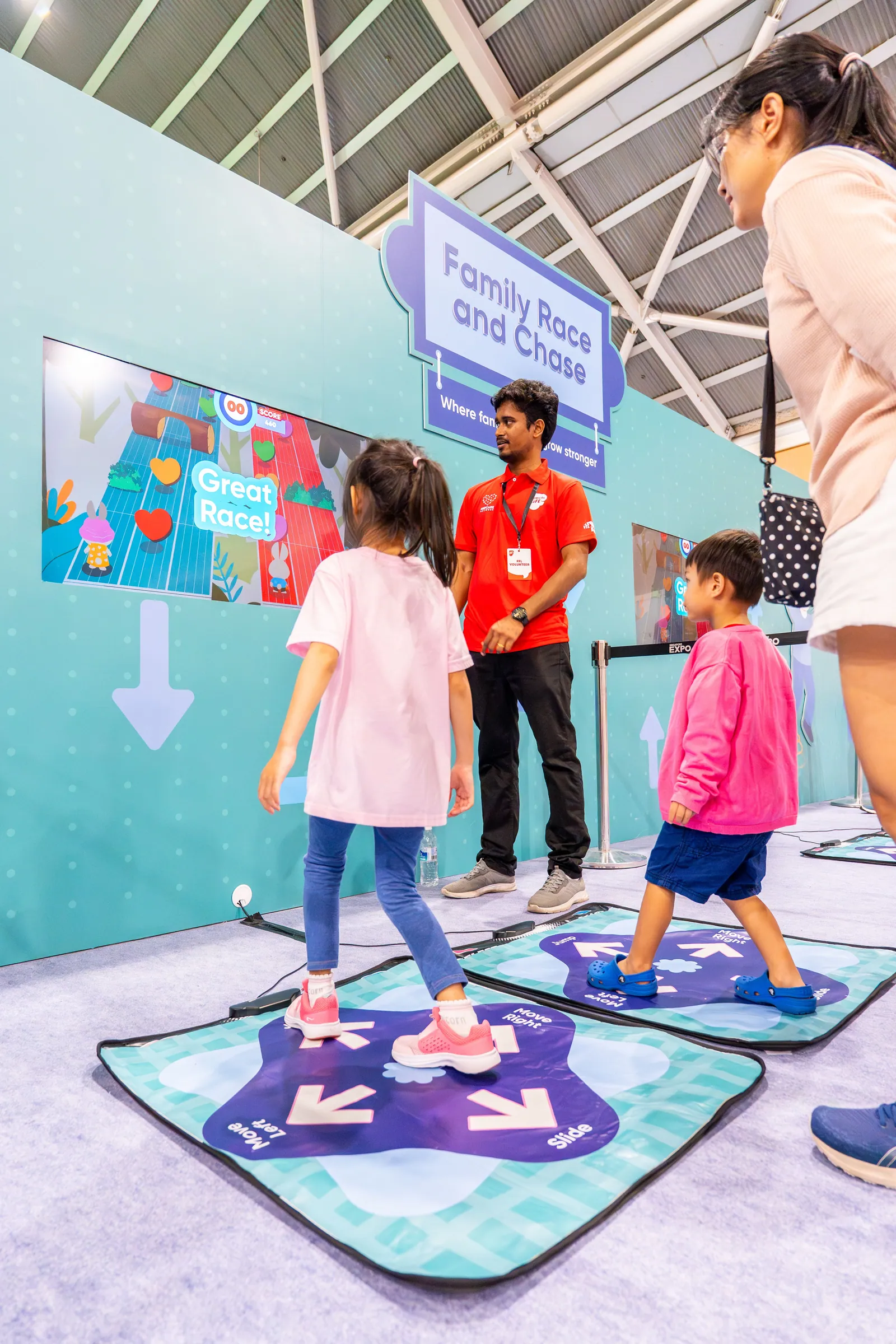 Galeri proyek Endless Runner Multiplayer Dance Pad — item 2